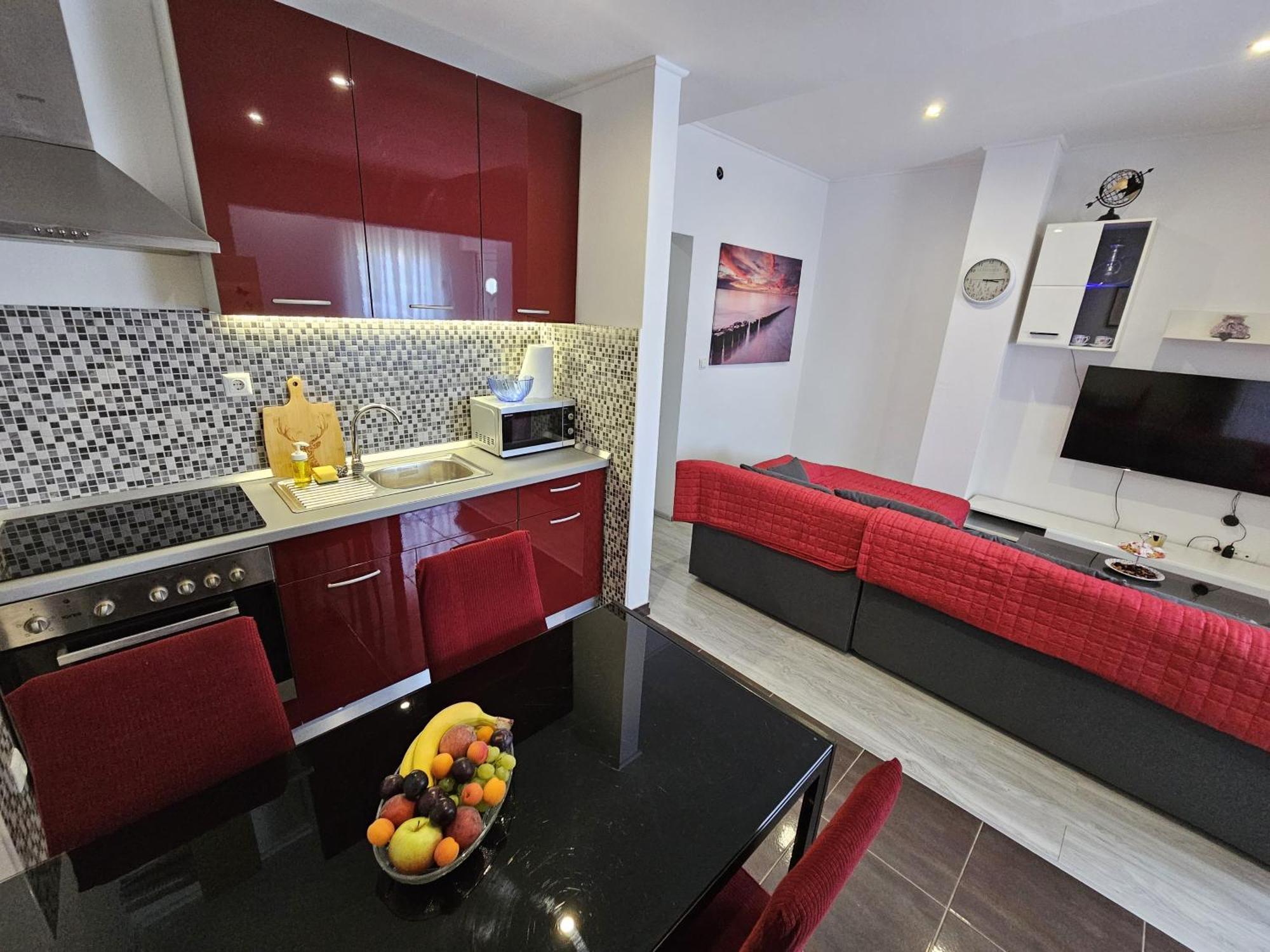 Modern Apartment Nikola In A Quiet Area Kaštel Stari Dış mekan fotoğraf