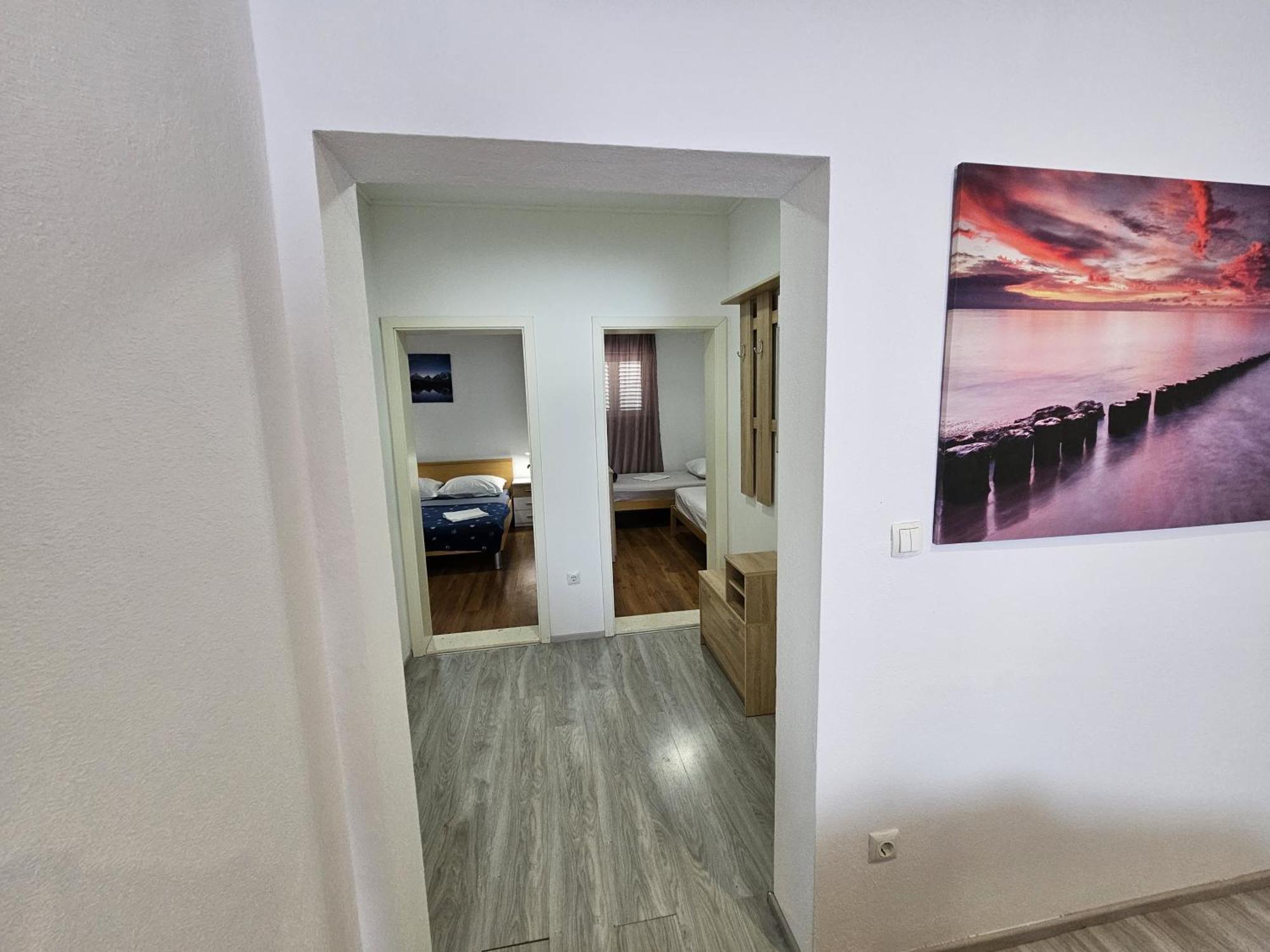 Modern Apartment Nikola In A Quiet Area Kaštel Stari Dış mekan fotoğraf